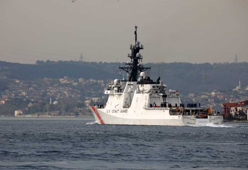 ABŞ hərbi gəmisi İstanbul boğazından keçib