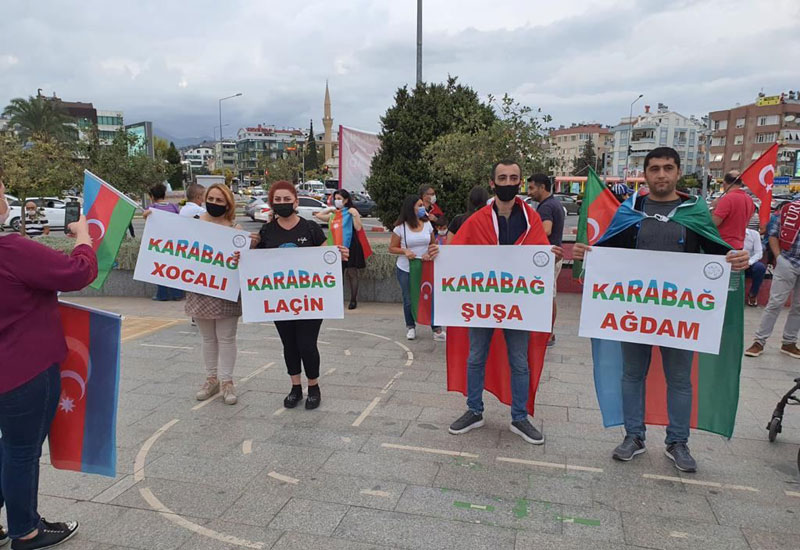 Antalyada Gəncə terroruna etiraz aksiyası keçirilib