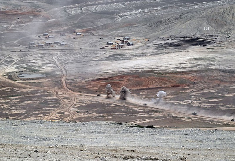 Azərbaycan Ordusunda döyüş atışlı taktiki təlim keçirilib