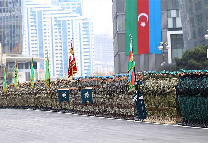 Bakının Azadlıq meydanında Zəfər paradı başladı – VİDEO, FOTO