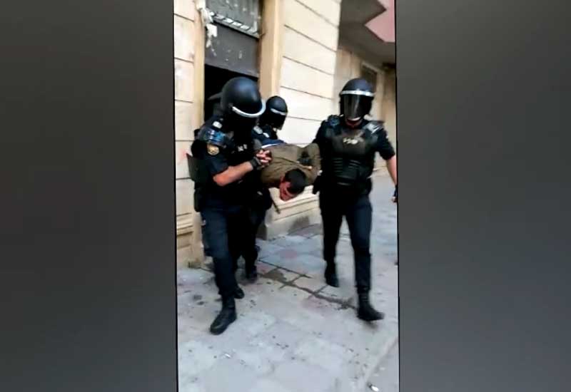 DİN: Yasamalda polisə əşya atan 11 nəfər saxlanılıb - VİDEO