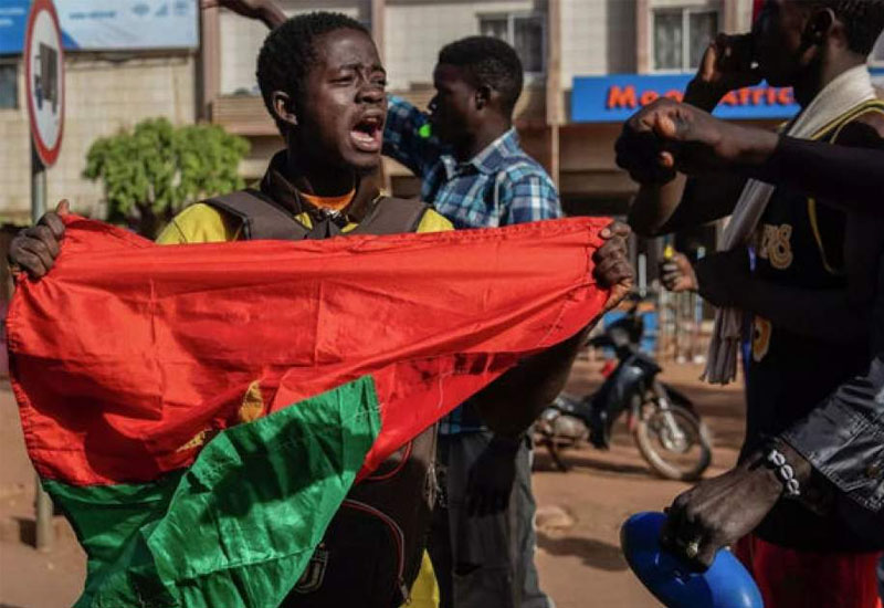 Fransa hərbi attaşesi Burkina-Fasodan qovulur