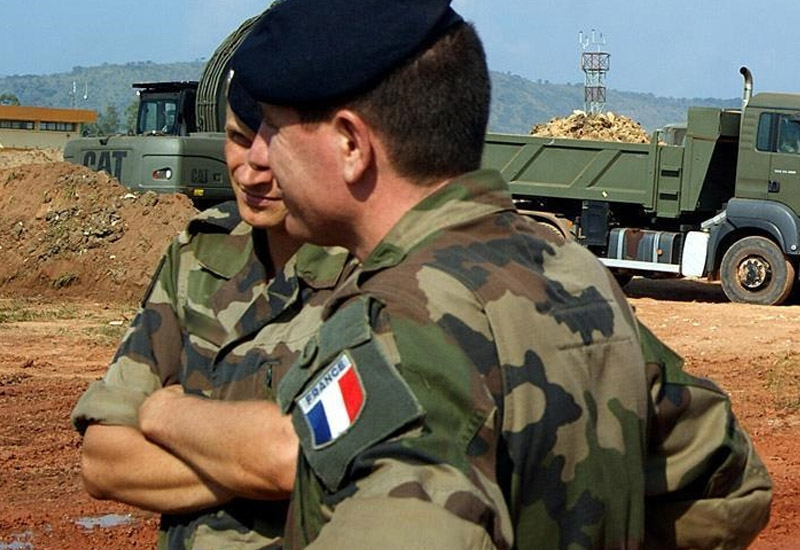 Fransa ordusu Afrikada itki verdi