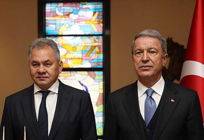 Hulusi Akar Rusiyanın müdafiə naziri ilə Suriyanı müzakirə edib