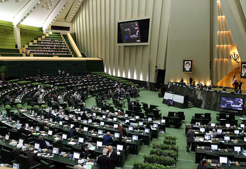 İran Parlamenti Aİ-nin Sepah-la bağlı qərarına cavab vermək üçün iclas keçirir