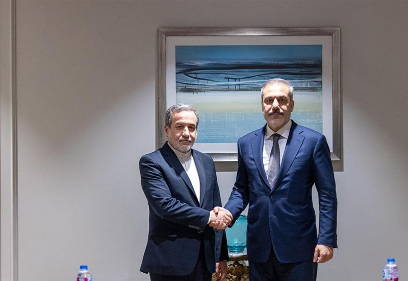 İran və Türkiyə XİN rəhbərləri regional məsələləri müzakirə ediblər