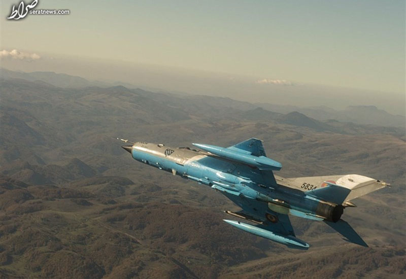 İranda SU-22 qırıcısı uçuş-enmə zolağından çıxıb