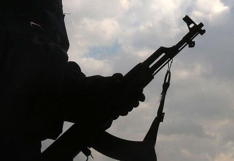 İŞİD Malik Əştərin oğlunun İraqdakı türbəsinə hücum edib: Ölənlər var