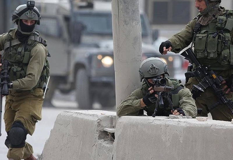 İsrail qüvvələri 14 yaşlı fələstinlini güllələyərək yaraladı