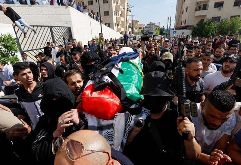 İsrail qüvvələri daha bir fələstinli gənci güllələyərək öldürüb