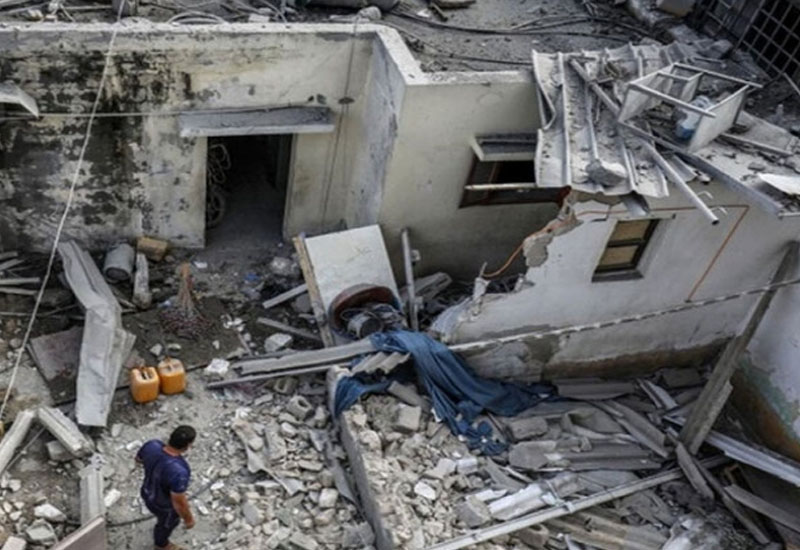 İsrail Qəzzanın şimalında daha bir məscidi bombalayıb