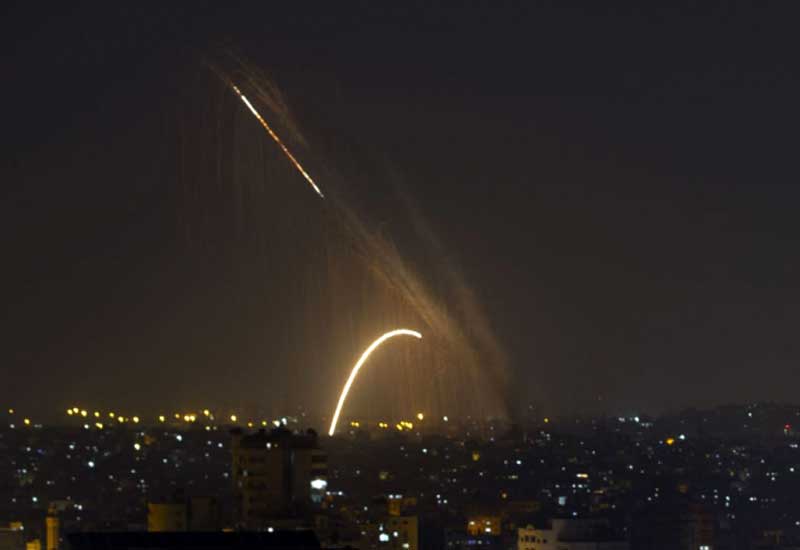 Netanyahunun qorxub qaçdığı raketlərə görə İsrail Qəzzanı bombaladı
