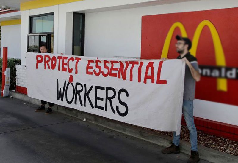 McDonald’s-ın yüzlərlə işçisi etiraza hazırlaşır