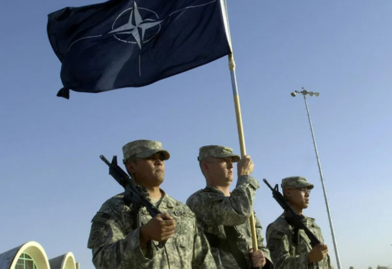 NATO İraqdakı hərbçilərini artırır