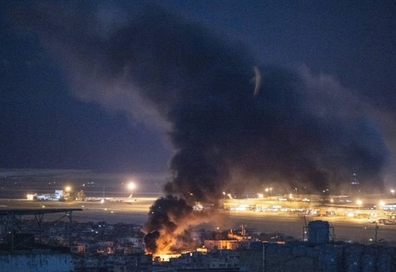 Qatil İsrail Beyrutda bir binanı bombaladı
