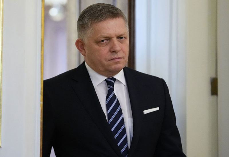 Slovakiyanın Baş naziri yaralanıb