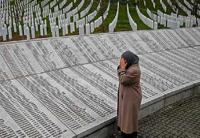 Srebrenitsa qətliamının ildönümüdür