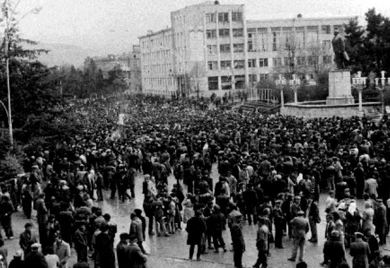 Sumqayıt hadisələri: Ermənilərin təxribatından 34 il ötür
