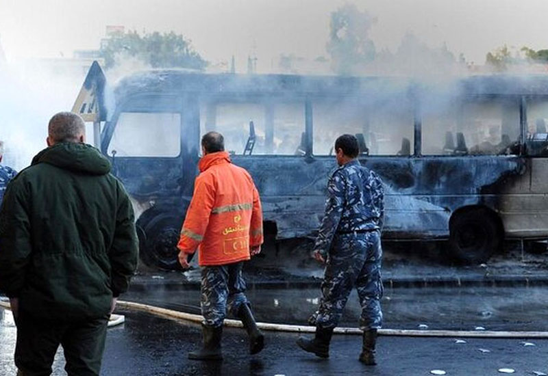 Suriyada hərbi avtobus partladılıb, 13 ölü