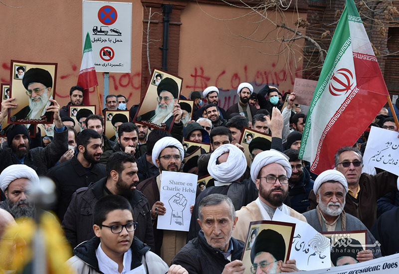 Tehranda Fransa səfirliyi qarşısında aksiya keçirilib – FOTOLAR
