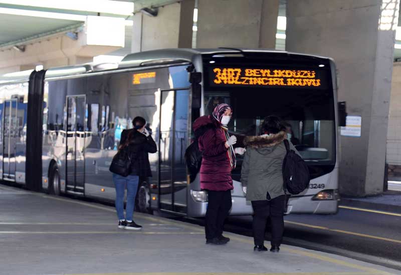 Türkiyədə avtobus, metro, metrobusda gediş haqqı bahalaşdı - VİDEO