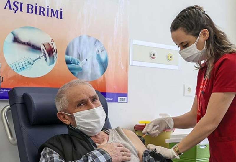 Türkiyədə vaksinasiya olanların sayı 2 milyona çatdı