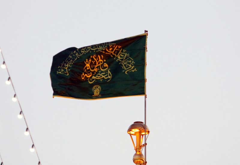 Xanım Məsumənin (s.ə) ziyarətgahının bayrağı dəyişdirildi - FOTO
